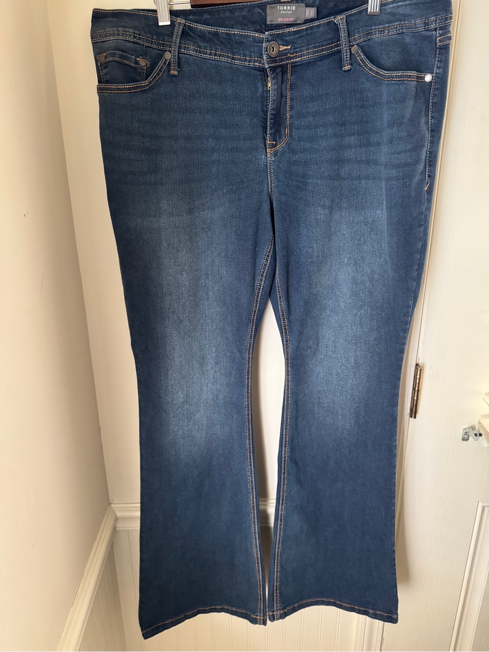Torrid Dark Indigo Luxe Slim Boot Jeans Size 18‎